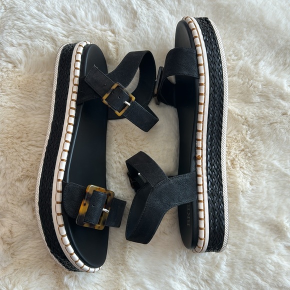 Black BKE platform sandals with tortoise buckles - Picture 4 of 4
